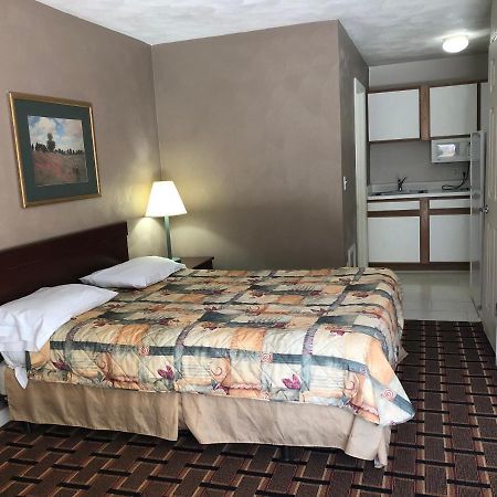 Affordable Suites Burlington Kültér fotó